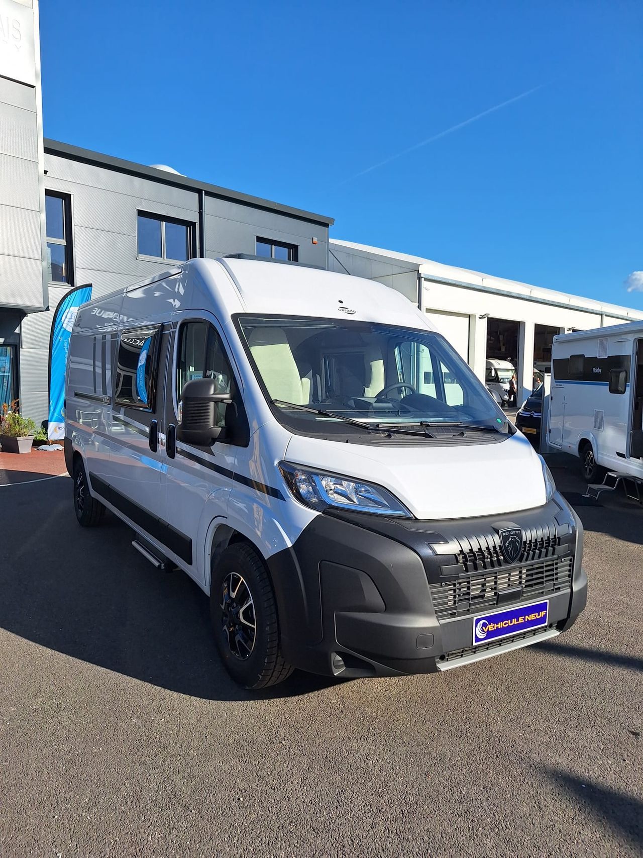 Camping-car CARADO CV 600